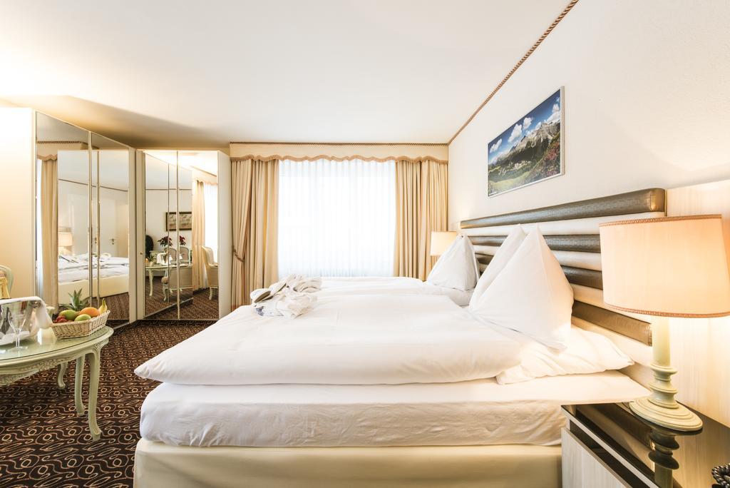 Posthotel Holiday Villa Arosa Extérieur photo