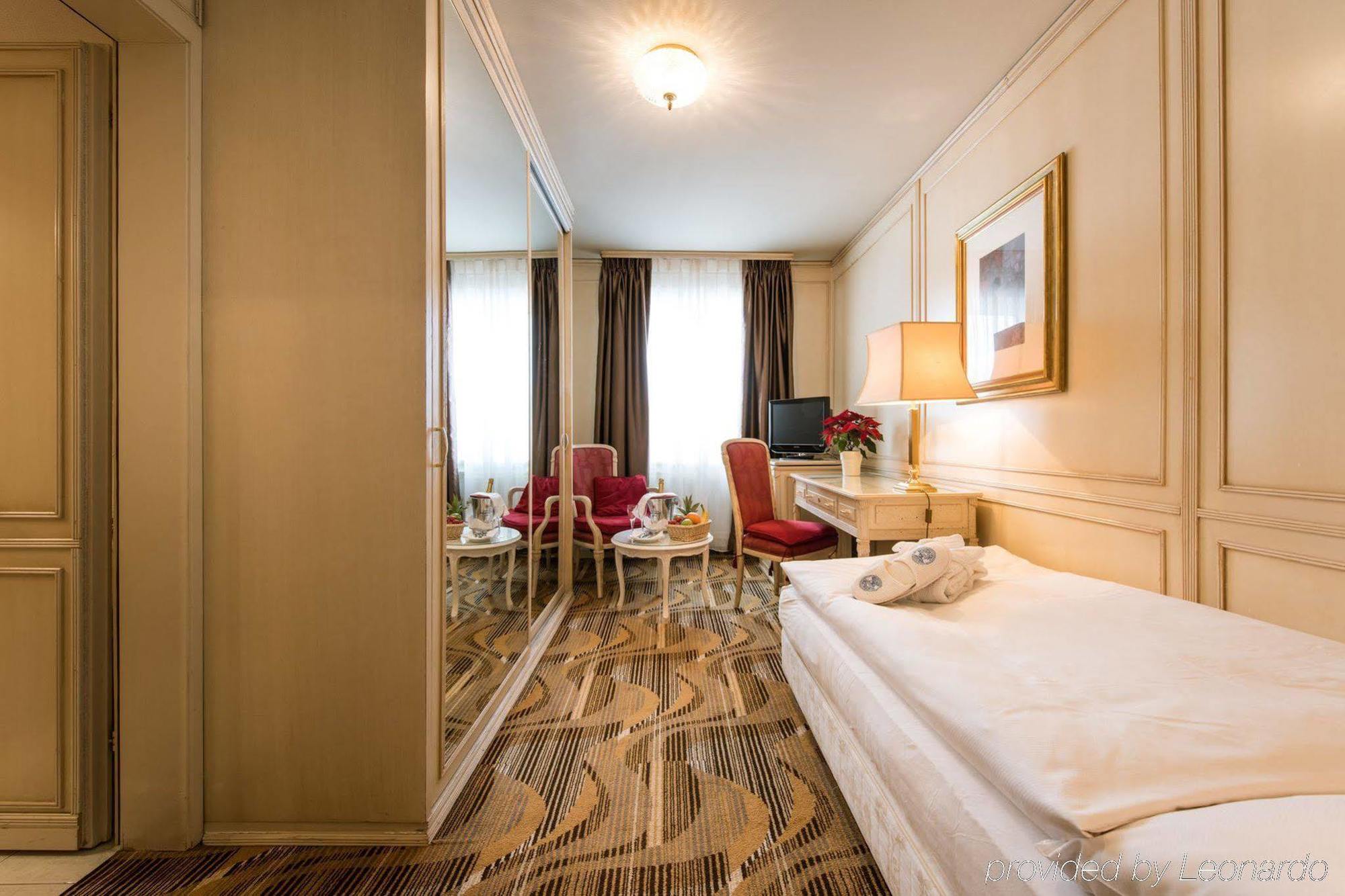 Posthotel Holiday Villa Arosa Extérieur photo