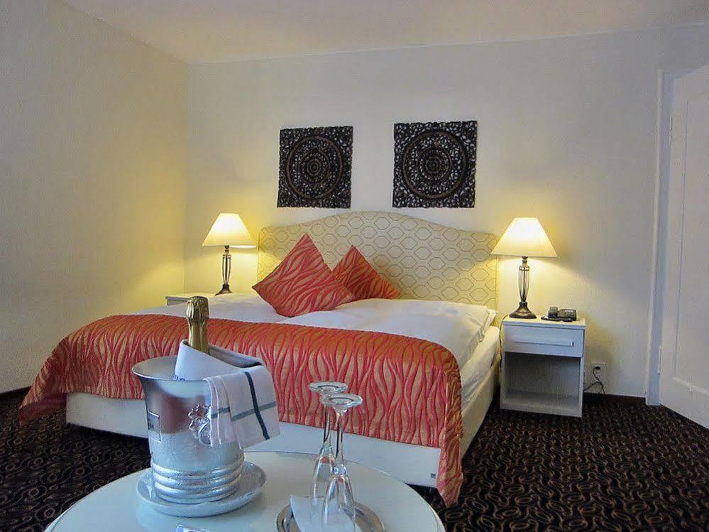 Posthotel Holiday Villa Arosa Chambre photo